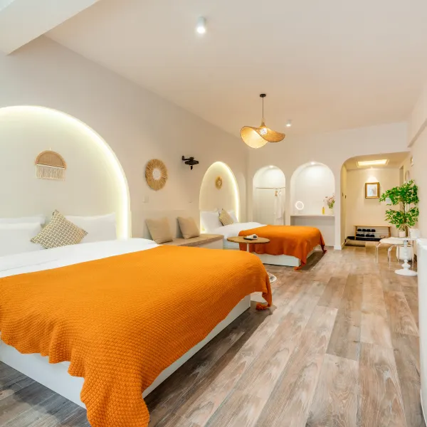 暖阁民宿(西安钟楼店)基本介绍-西安酒店预定一律低至6折