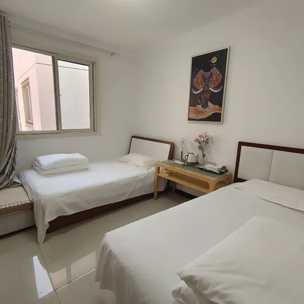 西安云端小憩民宿(凤鸣华府店)基本介绍-西安酒店预定一律低至6折