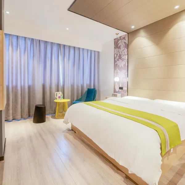 西安同成酒店(西京学院北门长安区第二中学店)基本介绍-西安酒店预定一律低至6折