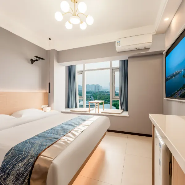 栖云海景民宿(西安国展中心浐灞国际港务区店)基本介绍-西安酒店预定一律低至6折