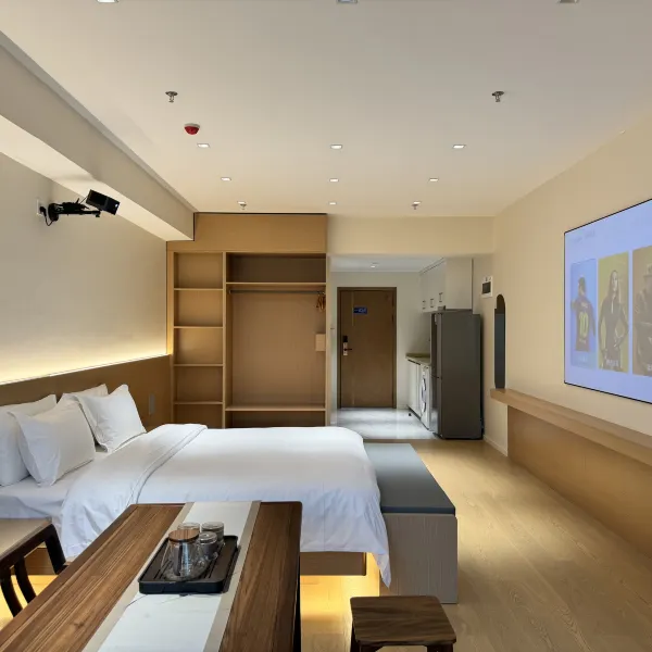 徕客智慧影院酒店(曲江创意谷店)基本介绍-西安酒店预定一律低至6折