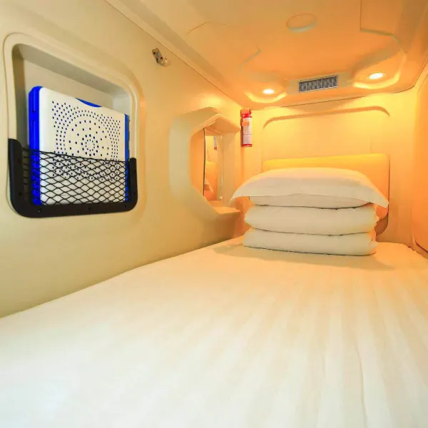 西安印迹太空舱青旅基本介绍-西安酒店预定一律低至6折