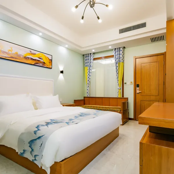 凡间客栈(西安钟鼓楼回民街店)基本介绍-西安酒店预定一律低至6折