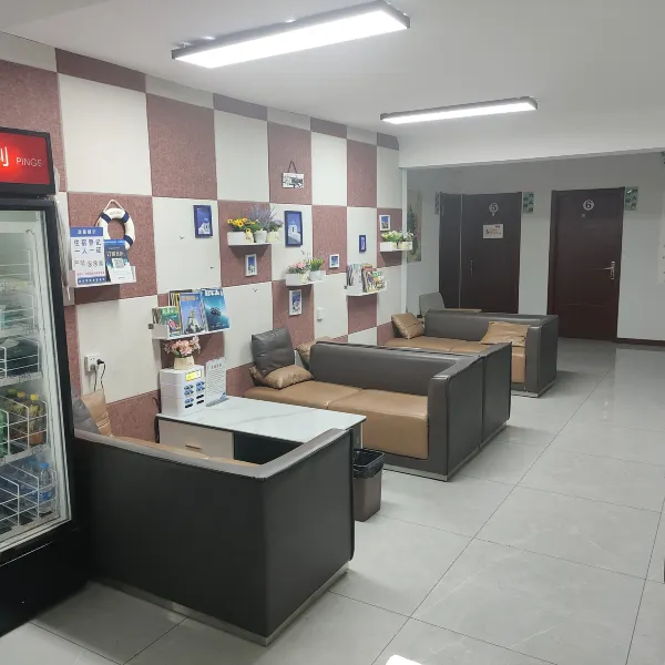 大熊家·枕山水青年旅社(小雁塔南稍门地铁站店)基本介绍-西安酒店预定一律低至6折
