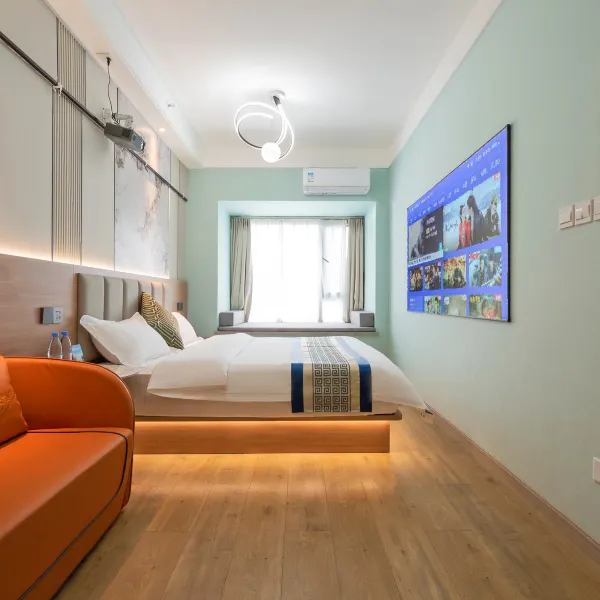 青也·S影院酒店(万寿路地铁站店)基本介绍-西安酒店预定一律低至6折