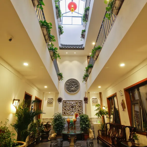 西安书院里设计师民宿(钟鼓楼永宁门地铁站店)基本介绍-西安酒店预定一律低至6折