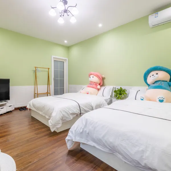 西安花房客栈(回民街店)基本介绍-西安酒店预定一律低至6折