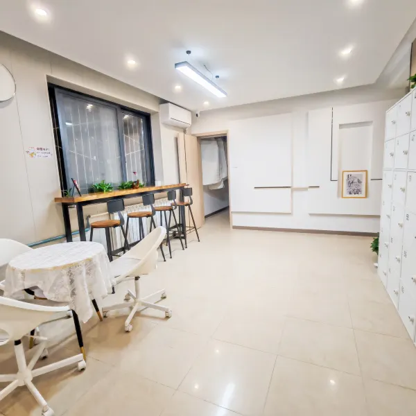 星河拾光青年旅舍(小寨大雁塔店)基本介绍-西安酒店预定一律低至6折