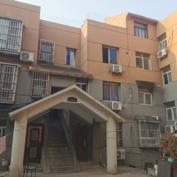 秦雅民宿(西安回民坊古城墙店)基本介绍-西安酒店预定一律低至6折
