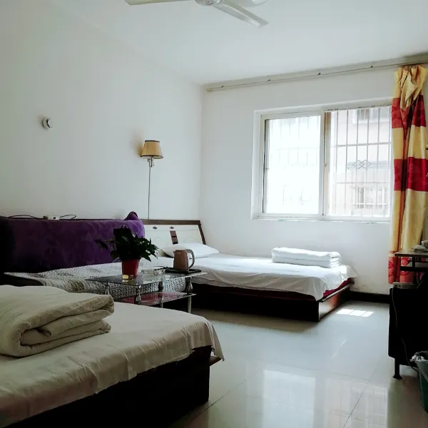 大学生宾馆(西安丈八西路店)基本介绍-西安酒店预定一律低至6折