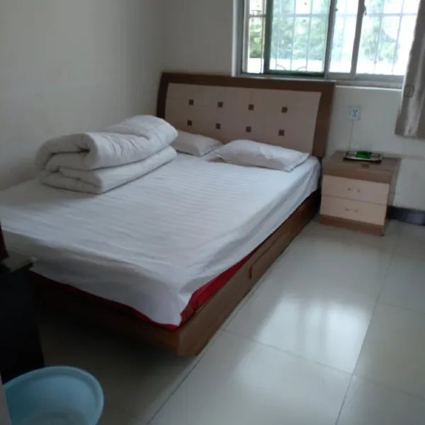 西安荷塘客栈基本介绍-西安酒店预定一律低至6折