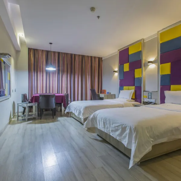 西安九福宫酒店基本介绍-西安酒店预定一律低至6折