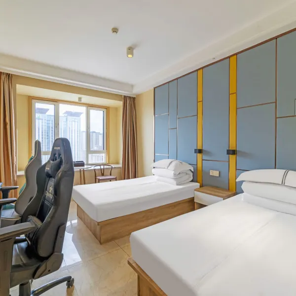 星驰电竞民宿(西安桃园北路店)基本介绍-西安酒店预定一律低至6折