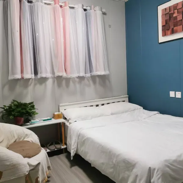 觅光之旅青年旅舍(西安钟楼大差市地铁站店)基本介绍-西安酒店预定一律低至6折