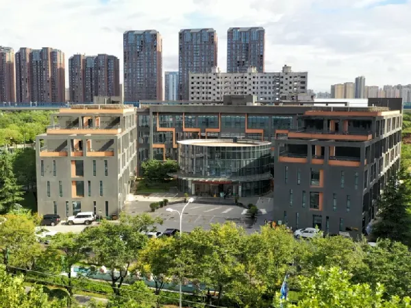 陕西工商管理硕士学院学术交流中心(保利大剧院店)基本介绍-西安酒店预定一律低至6折