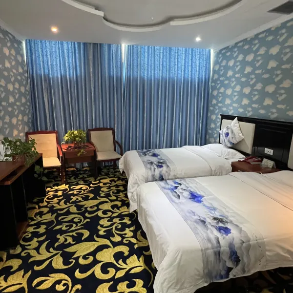 西安七彩酒店基本介绍-西安酒店预定一律低至6折