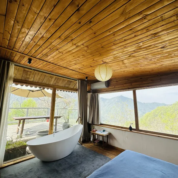 西安入云山居民宿(翠华山景区店)基本介绍-西安酒店预定一律低至6折