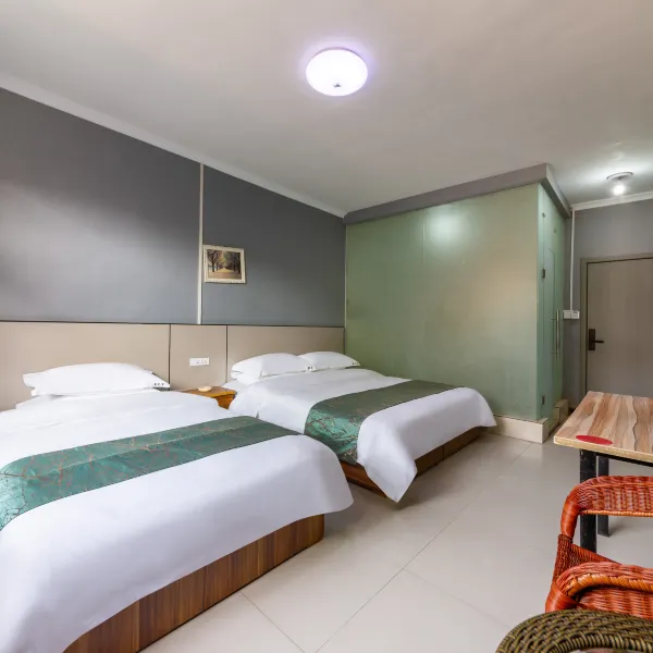 若熙云熙秦春客栈(西安临潼兵马俑旅游景区店)基本介绍-西安酒店预定一律低至6折