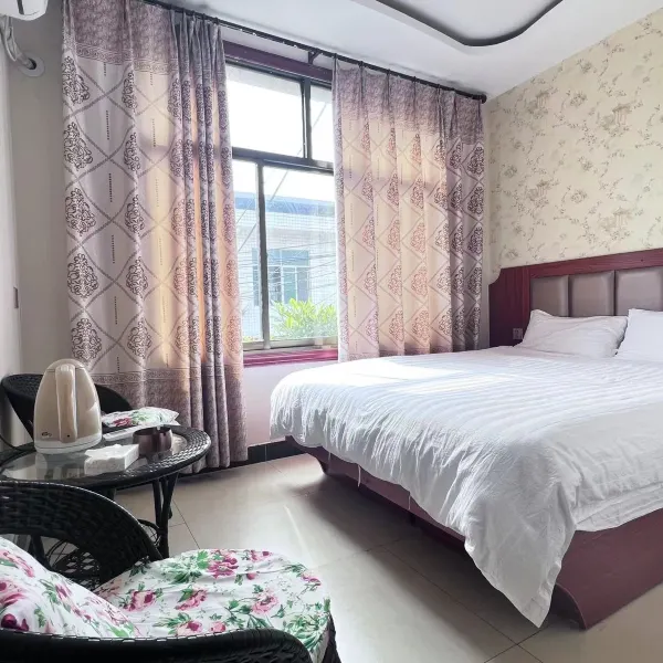 嘉年华宾馆基本介绍-西安酒店预定一律低至6折