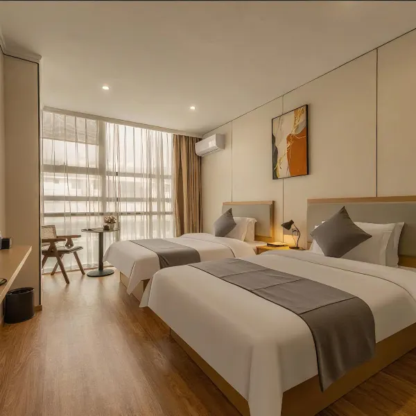 云上之旅酒店(钟鼓楼西安火车站地铁站店)基本介绍-西安酒店预定一律低至6折