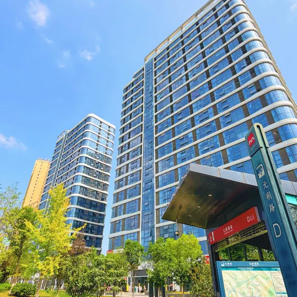 云朵精品酒店(西安高铁北站元鼎路地铁站店)基本介绍-西安酒店预定一律低至6折