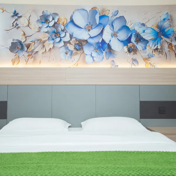 临潼区十月酒店(华清池地铁站店)基本介绍-西安酒店预定一律低至6折