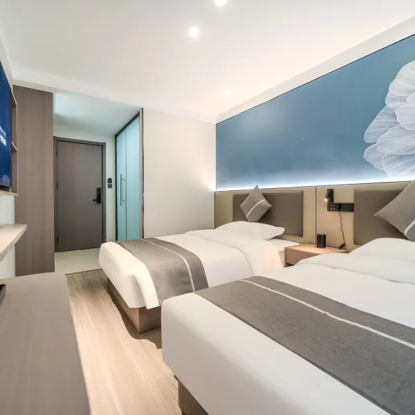 唐艺酒店(西安省人民医院黄雁村地铁站店)基本介绍-西安酒店预定一律低至6折