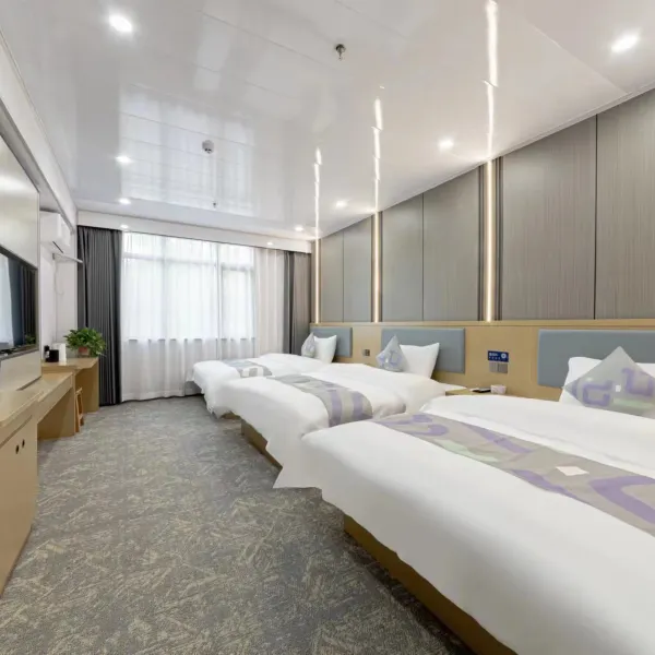 轻住酒店(西安大雁塔地铁站大唐不夜城店)基本介绍-西安酒店预定一律低至6折