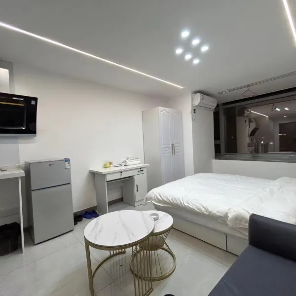 乐客佳民宿(龙湖星图店)基本介绍-西安酒店预定一律低至6折