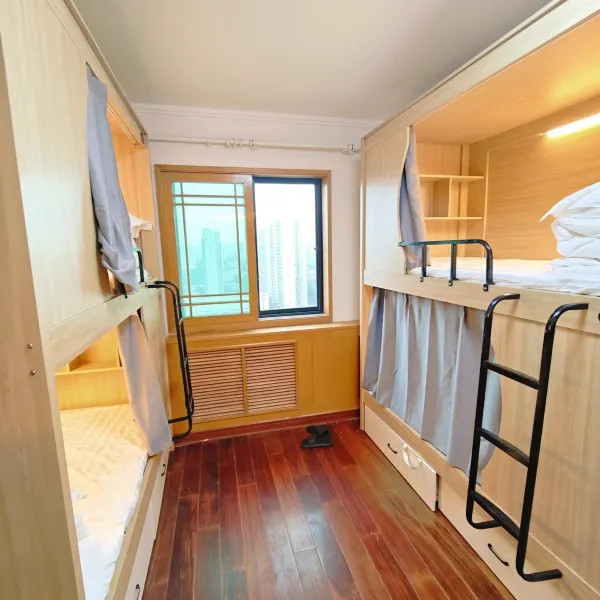 方艺青年旅舍(西安科技路地铁站店)基本介绍-西安酒店预定一律低至6折