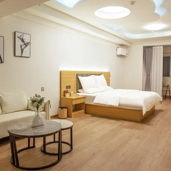 西安云隐小居民宿(半坡地铁站店)基本介绍-西安酒店预定一律低至6折