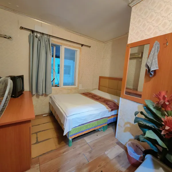 西安金秋源宾馆基本介绍-西安酒店预定一律低至6折