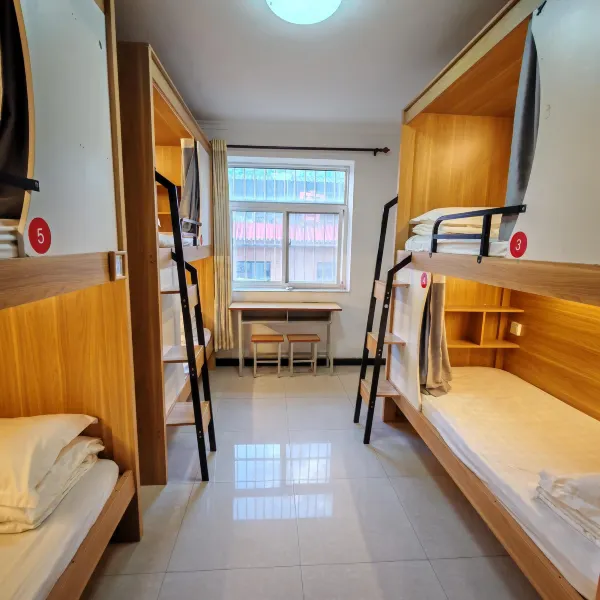 西安暖途小驻民宿基本介绍-西安酒店预定一律低至6折