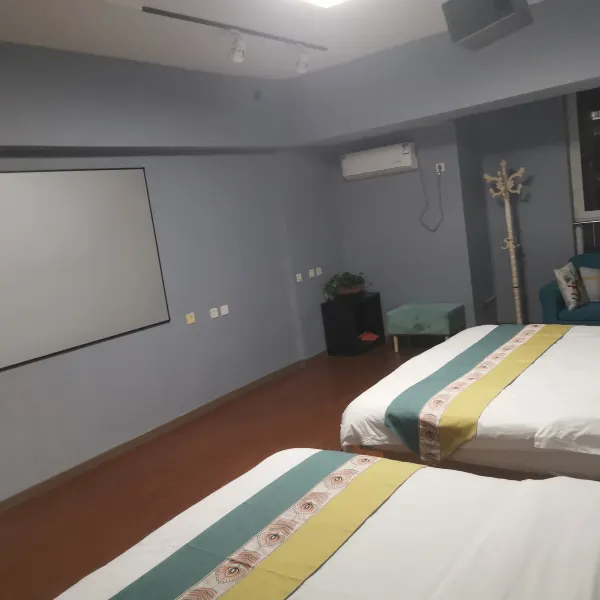 雲頂酒店(大明宫万达店)基本介绍-西安酒店预定一律低至6折