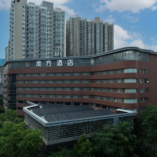 南方酒店(西安洒金桥美食街玉祥门地铁站店)基本介绍-西安酒店预定一律低至6折