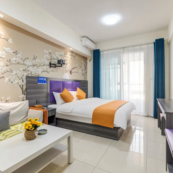 简象影院酒店(西安国际会展中心港务区地铁站店)基本介绍-西安酒店预定一律低至6折