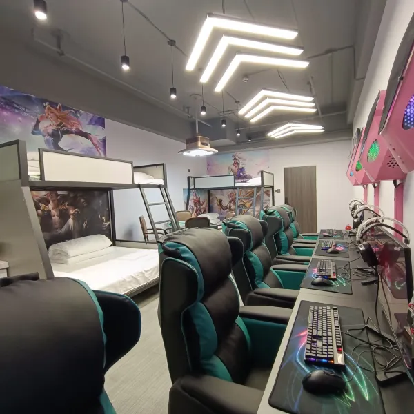 西安曼诺电竞酒店基本介绍-西安酒店预定一律低至6折