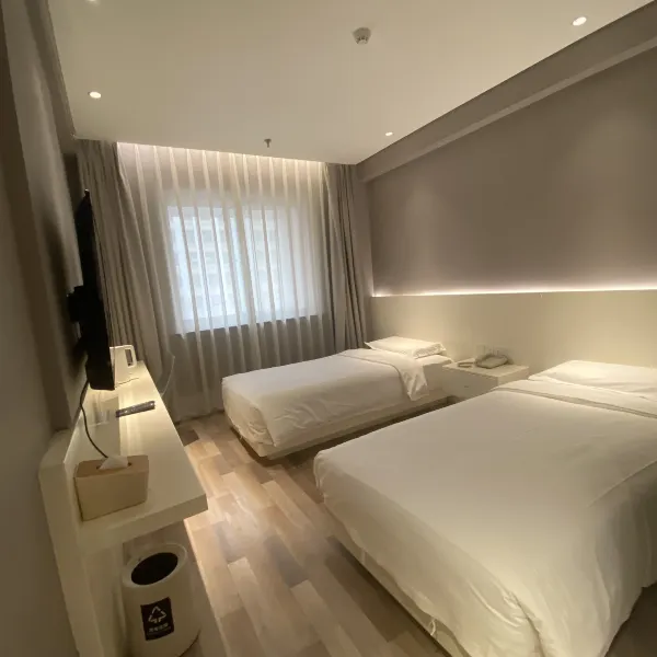 如家派柏·云酒店(西安高新创业咖啡街区店)基本介绍-西安酒店预定一律低至6折