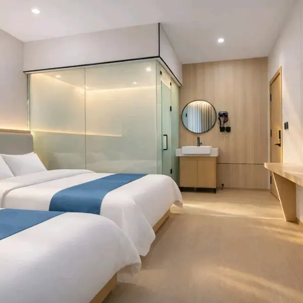 轻竞·铂悦酒店基本介绍-西安酒店预定一律低至6折