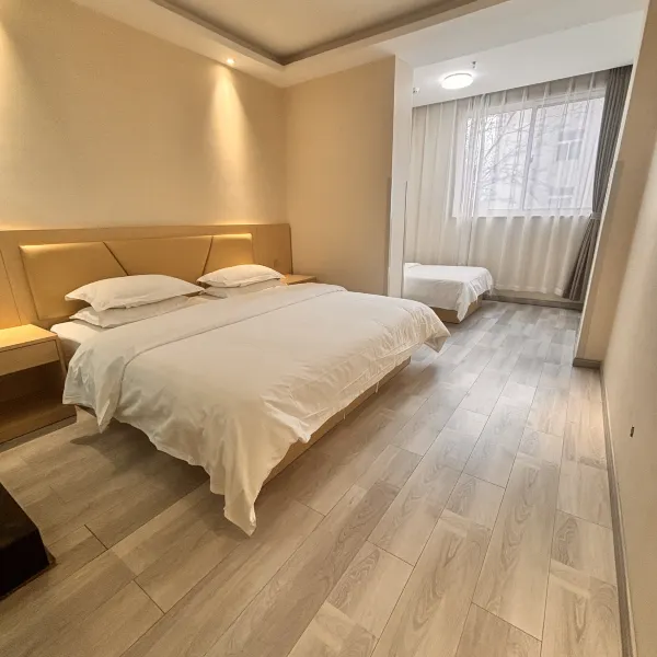 卡森酒店(大雁塔地铁站大唐不夜城店)基本介绍-西安酒店预定一律低至6折