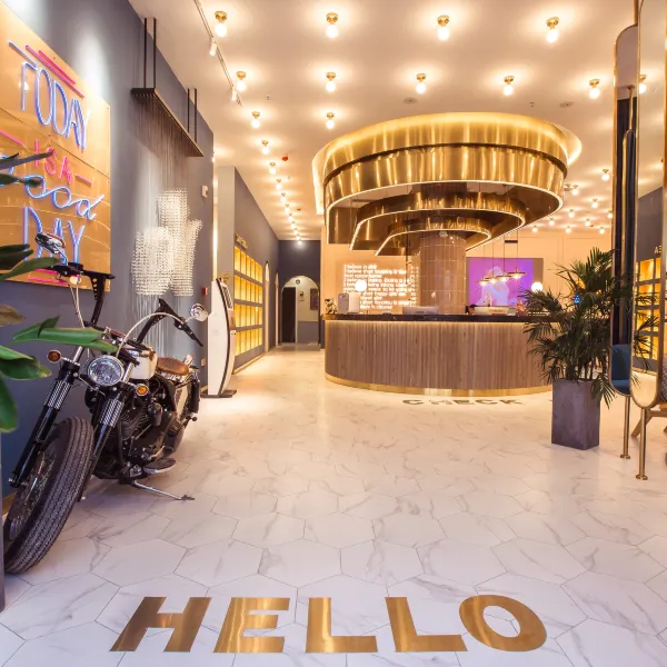 Meo home迷居酒店(大雁塔大唐不夜城店)基本介绍-西安酒店预定一律低至6折