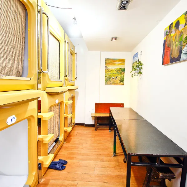 尚俭太空舱公寓(西安钟楼书院门店)基本介绍-西安酒店预定一律低至6折